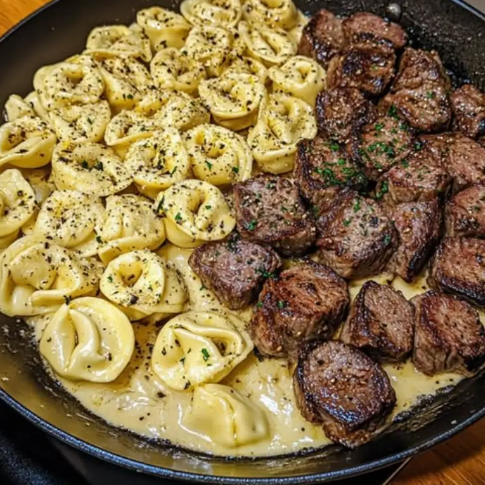 Garlic Steak & Cheese-Filled Tortellini Skillet