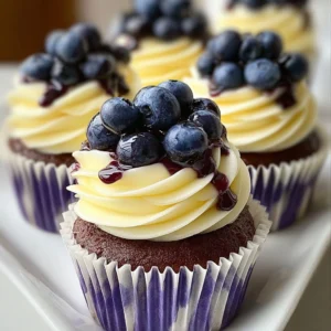 Luxurious White Chocolate Blueberry Cheesecake Cake Recipe